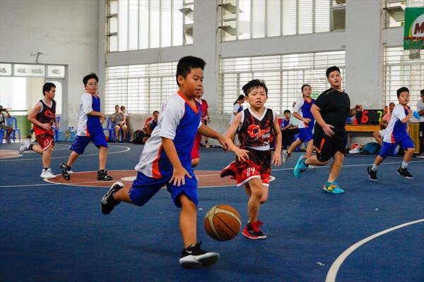 Tạo sao Coachdungbasketball dạy học bóng rổ lại được nhiều người yêu thích?